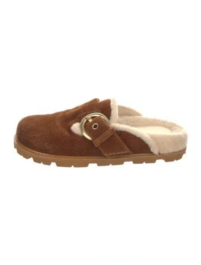 Pre-owned Stuart Weitzman Mules In Brown