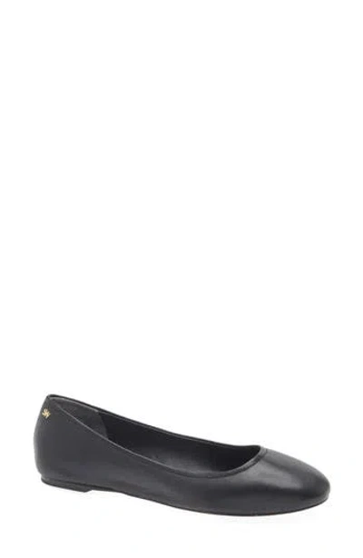 Stuart Weitzman Nadine Ballet Flat In Black