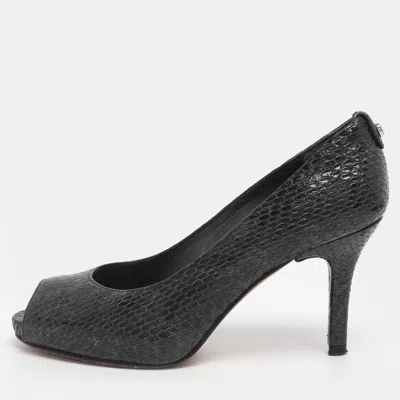 Pre-owned Stuart Weitzman Navy Blue Python Embossed Leather Peep Toe Pumps Size 36