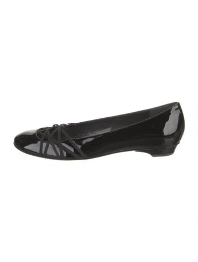 Pre-owned Stuart Weitzman Patent Leather Ballet Flats In Black