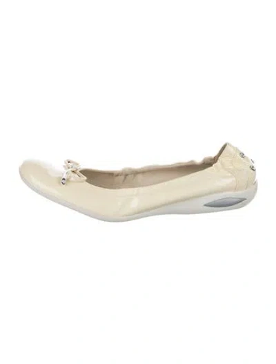Pre-owned Stuart Weitzman Patent Leather Ballet Flats In Yellow