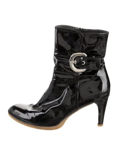 Pre-owned Stuart Weitzman Patent Leather Boots In Black
