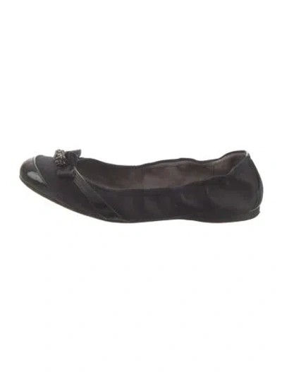 Pre-owned Stuart Weitzman Patent Leather Bow Accents Ballet Flats In Black