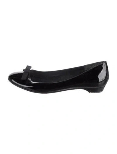 Pre-owned Stuart Weitzman Patent Leather Bow Accents Ballet Flats In Black