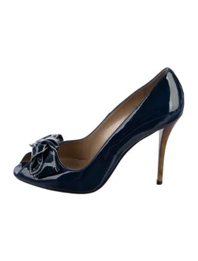 Pre-owned Stuart Weitzman Patent Leather Bow Accents Pumps In Blue