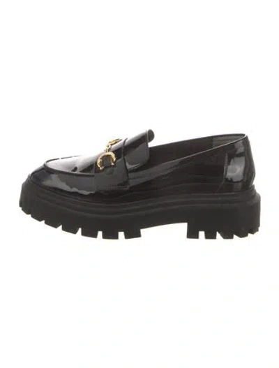 Pre-owned Stuart Weitzman Patent Leather Chain-link Accents Loafers In Black