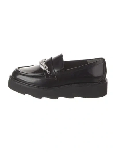 Pre-owned Stuart Weitzman Patent Leather Chain-link Accents Loafers In Black