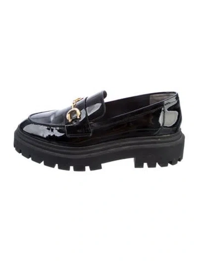 Pre-owned Stuart Weitzman Patent Leather Chain-link Accents Loafers In Black