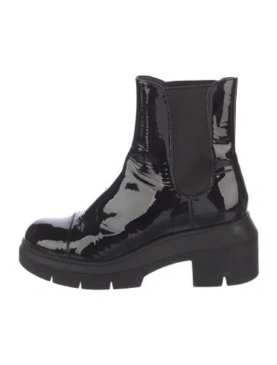 Pre-owned Stuart Weitzman Patent Leather Chelsea Boots In Black