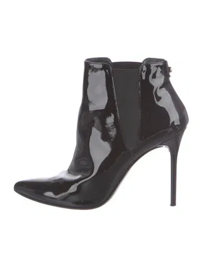 Pre-owned Stuart Weitzman Patent Leather Chelsea Boots In Black
