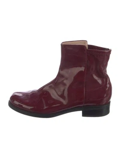 Pre-owned Stuart Weitzman Patent Leather Chelsea Boots In Burgundy