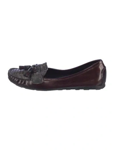 Pre-owned Stuart Weitzman Patent Leather Colorblock Pattern Loafers In Burgundy
