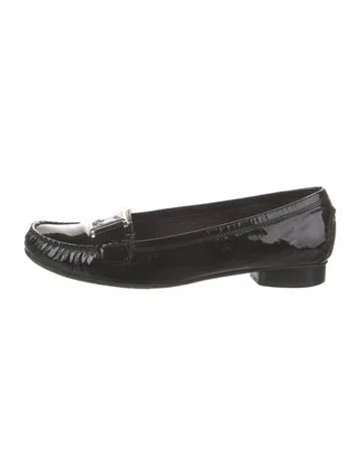 Pre-owned Stuart Weitzman Patent Leather Crystal Embellishments Loafers In Black