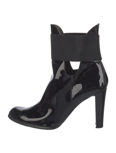 Pre-owned Stuart Weitzman Patent Leather Cutout Accent Boots In Black