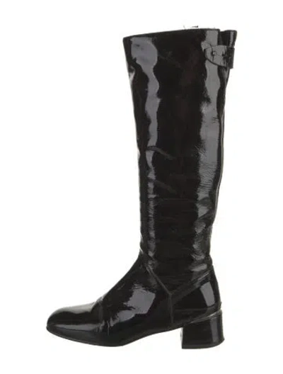 Pre-owned Stuart Weitzman Patent Leather Cutout Accent Riding Boots In Black