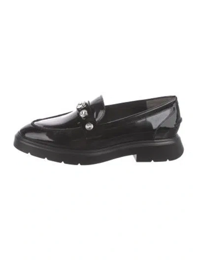 Pre-owned Stuart Weitzman Patent Leather Loafers In Black