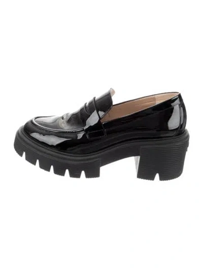 Pre-owned Stuart Weitzman Patent Leather Loafers In Black