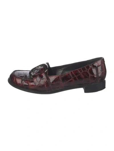 Pre-owned Stuart Weitzman Patent Leather Loafers In Burgundy