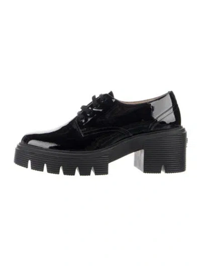 Pre-owned Stuart Weitzman Patent Leather Oxfords In Black