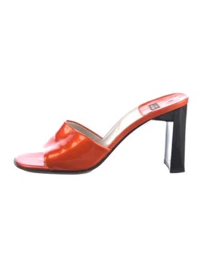 Pre-owned Stuart Weitzman Patent Leather Printed Slides In Orange