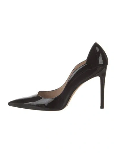 Pre-owned Stuart Weitzman Patent Leather Pumps In Black