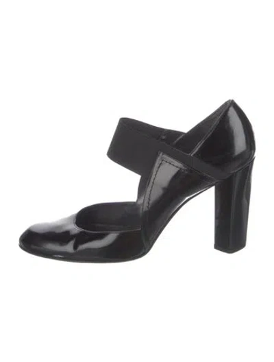 Pre-owned Stuart Weitzman Patent Leather Pumps In Black