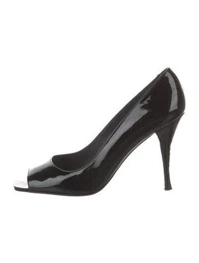 Pre-owned Stuart Weitzman Patent Leather Pumps In Black
