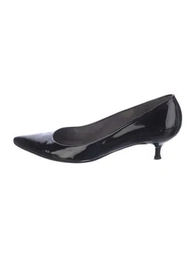 Pre-owned Stuart Weitzman Patent Leather Pumps In Black