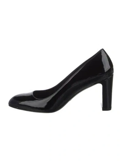 Pre-owned Stuart Weitzman Patent Leather Pumps In Black