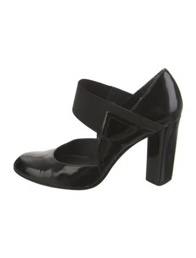 Pre-owned Stuart Weitzman Patent Leather Pumps In Black