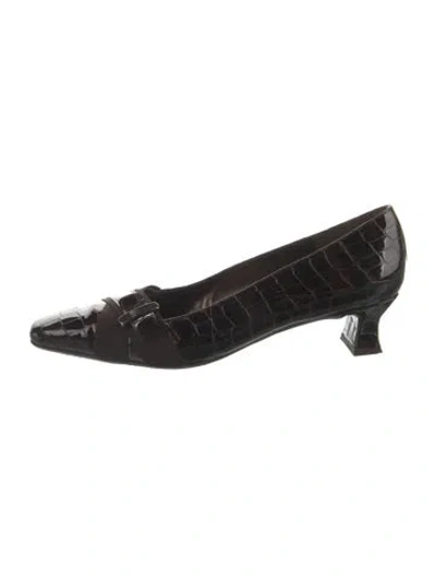 Pre-owned Stuart Weitzman Patent Leather Pumps In Brown