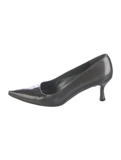 Pre-owned Stuart Weitzman Patent Leather Pumps In Gray