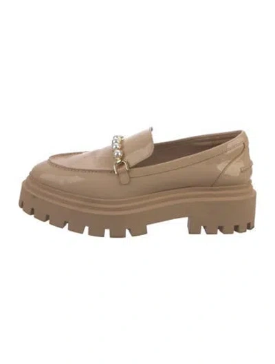 Pre-owned Stuart Weitzman Patent Leather Pumps In Neutrals