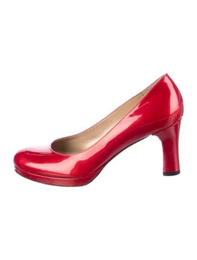 Pre-owned Stuart Weitzman Patent Leather Pumps In Red