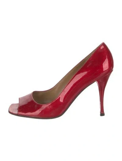 Pre-owned Stuart Weitzman Patent Leather Pumps In Red