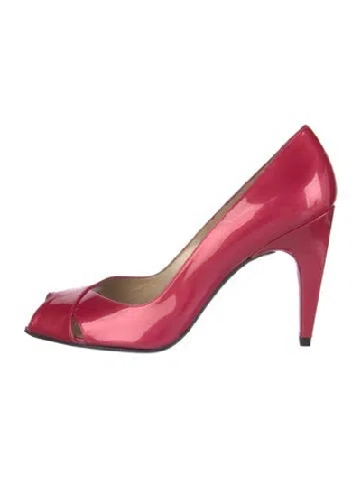 Pre-owned Stuart Weitzman Patent Leather Pumps In Red