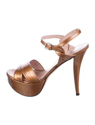 Pre-owned Stuart Weitzman Patent Leather Sandals