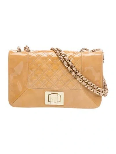 Pre-owned Stuart Weitzman Patent Leather Shoulder Bag In Neutrals