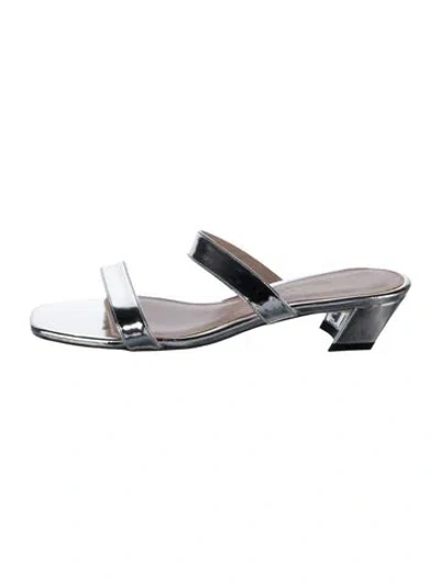 Pre-owned Stuart Weitzman Patent Leather Slides