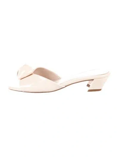 Pre-owned Stuart Weitzman Patent Leather Slides In Neutrals