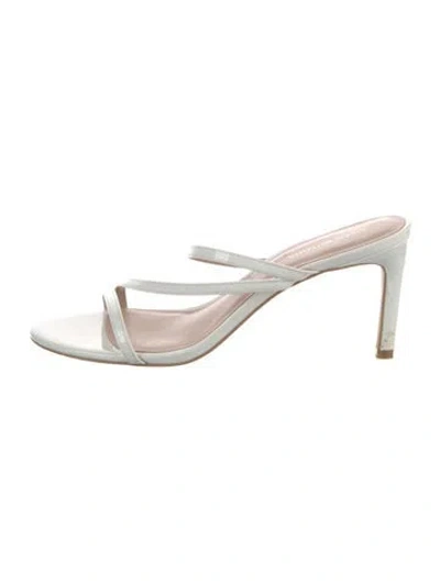Pre-owned Stuart Weitzman Patent Leather Slides In White