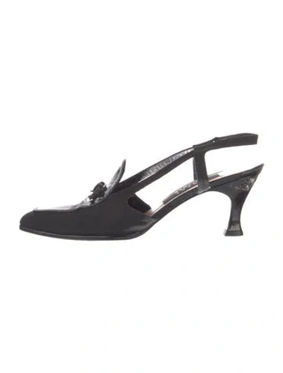 Pre-owned Stuart Weitzman Patent Leather Slingback Pumps In Black