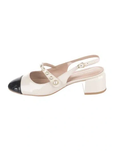 Pre-owned Stuart Weitzman Patent Leather Slingback Pumps In Neutral