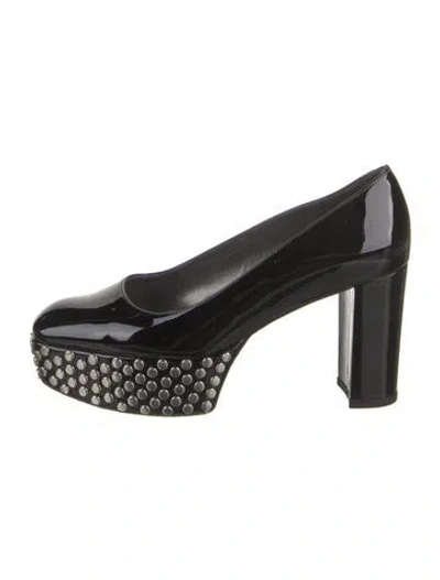 Pre-owned Stuart Weitzman Patent Leather Studded Accents Pumps In Black