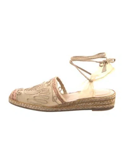 Pre-owned Stuart Weitzman Patterned Embroidered Accent Espadrilles In Brown