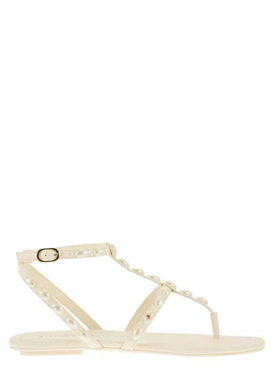 Stuart Weitzman Pearlita - Thong Sandal With Pearls In White