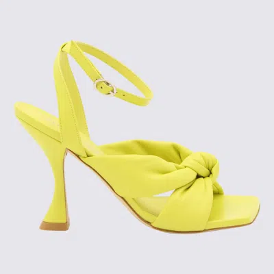 STUART WEITZMAN STUART WEITZMAN PISTACHIO LEATHER PLAYA ANKLE STRAP SANDALS