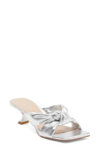 STUART WEITZMAN STUART WEITZMAN PLAYA 50 KNOT KITTEN HEEL SANDAL