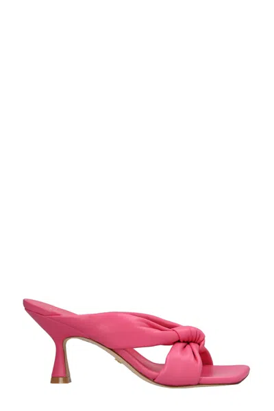 STUART WEITZMAN STUART WEITZMAN 'PLAYA' SANDALS