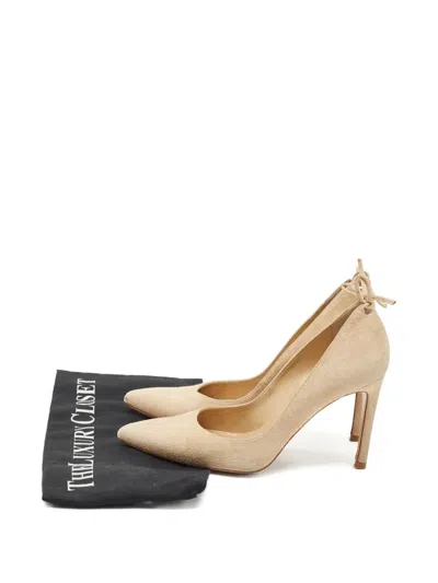 Pre-owned Stuart Weitzman Pointed-toe Suede Pumps In Neutral